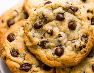 Bakery Style Chocolate Chip Cookies