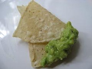 Easy Greek Yogurt Gaucamole