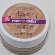 COVERGIRL Clean Whipped Creme Foundation